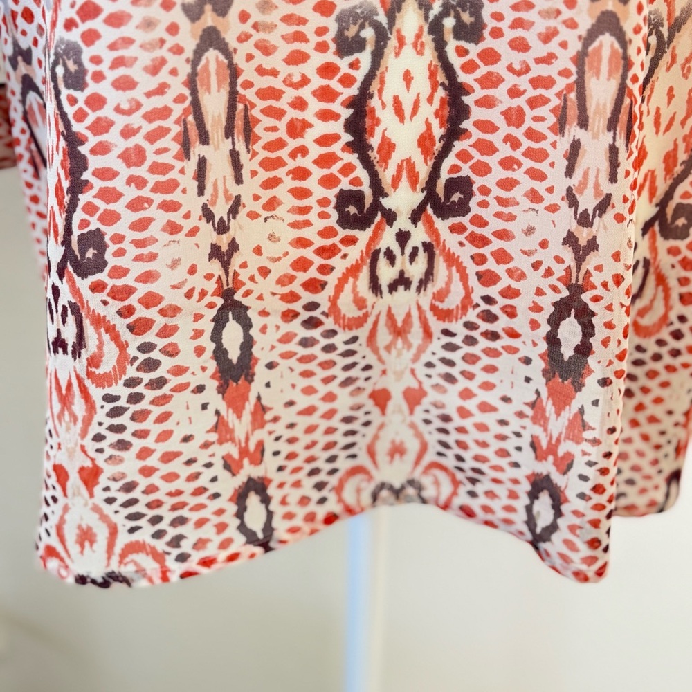 Women's Multicolor Patterned Top - Picture 4 of 10